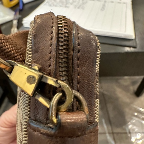 Gucci Beige/Brown GG Canvas Crossbody Bag - Picture 11 of 14